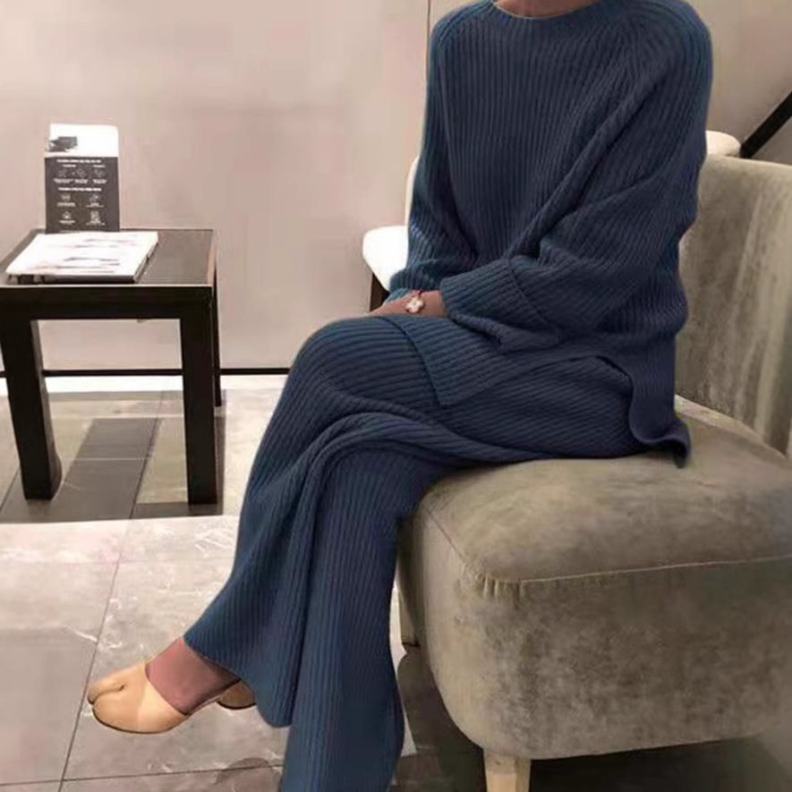 Damen Strickanzug mit weitem Schnitt und stilvollem Rippenmuster Stalluxe