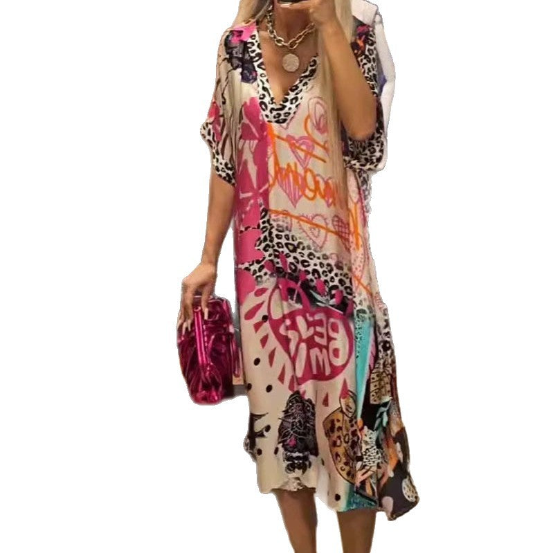Damen Auffälliges Strandkleid mit bunten Mustern und lockerer Passform Stalluxe