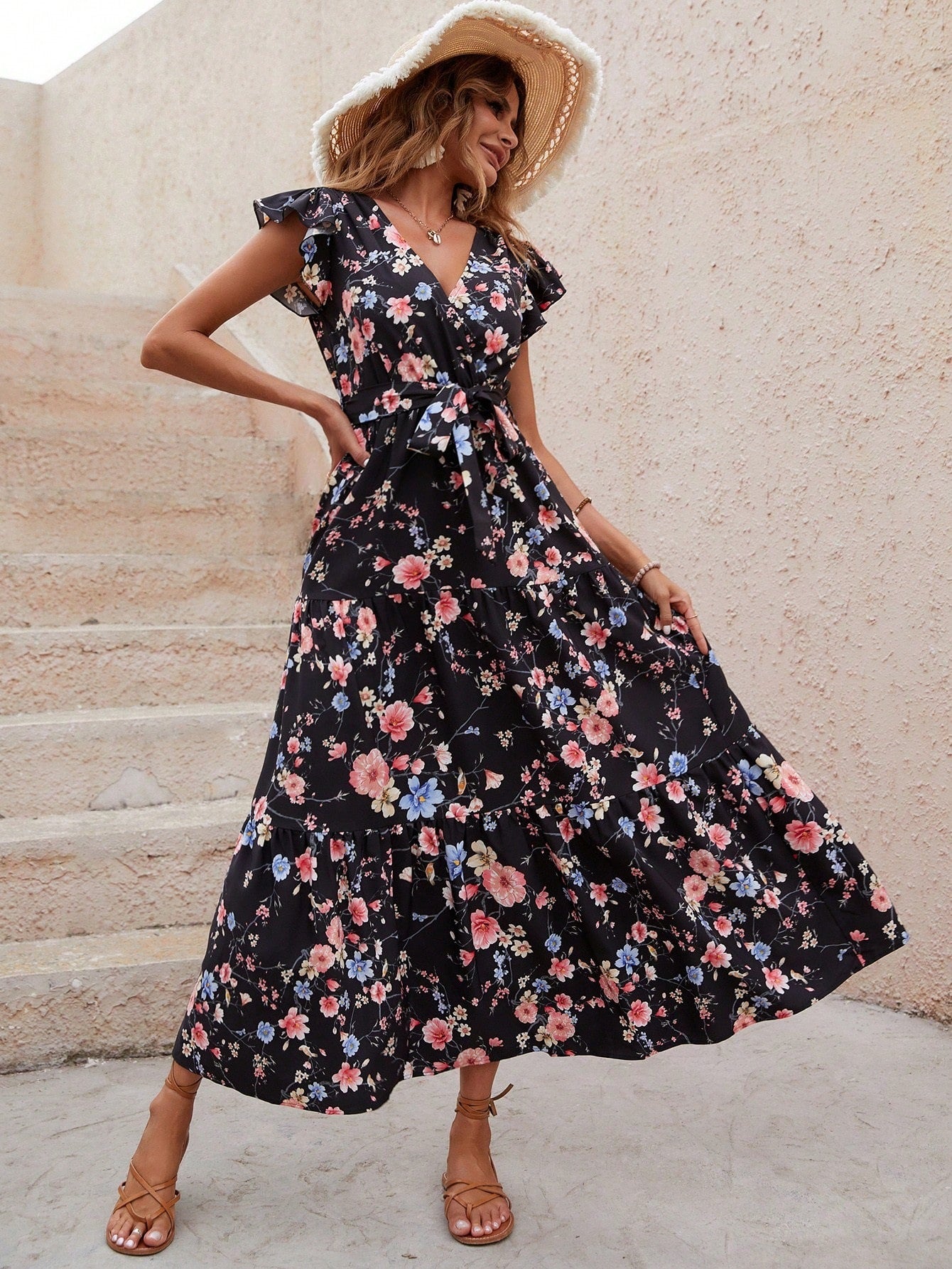 Damen Maxikleid mit floralen Volantärmeln und Taillengürtel Stalluxe