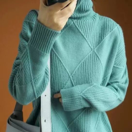 Damen kuscheliger Stehkragenpullover mit strukturiertem Strickmuster Stalluxe
