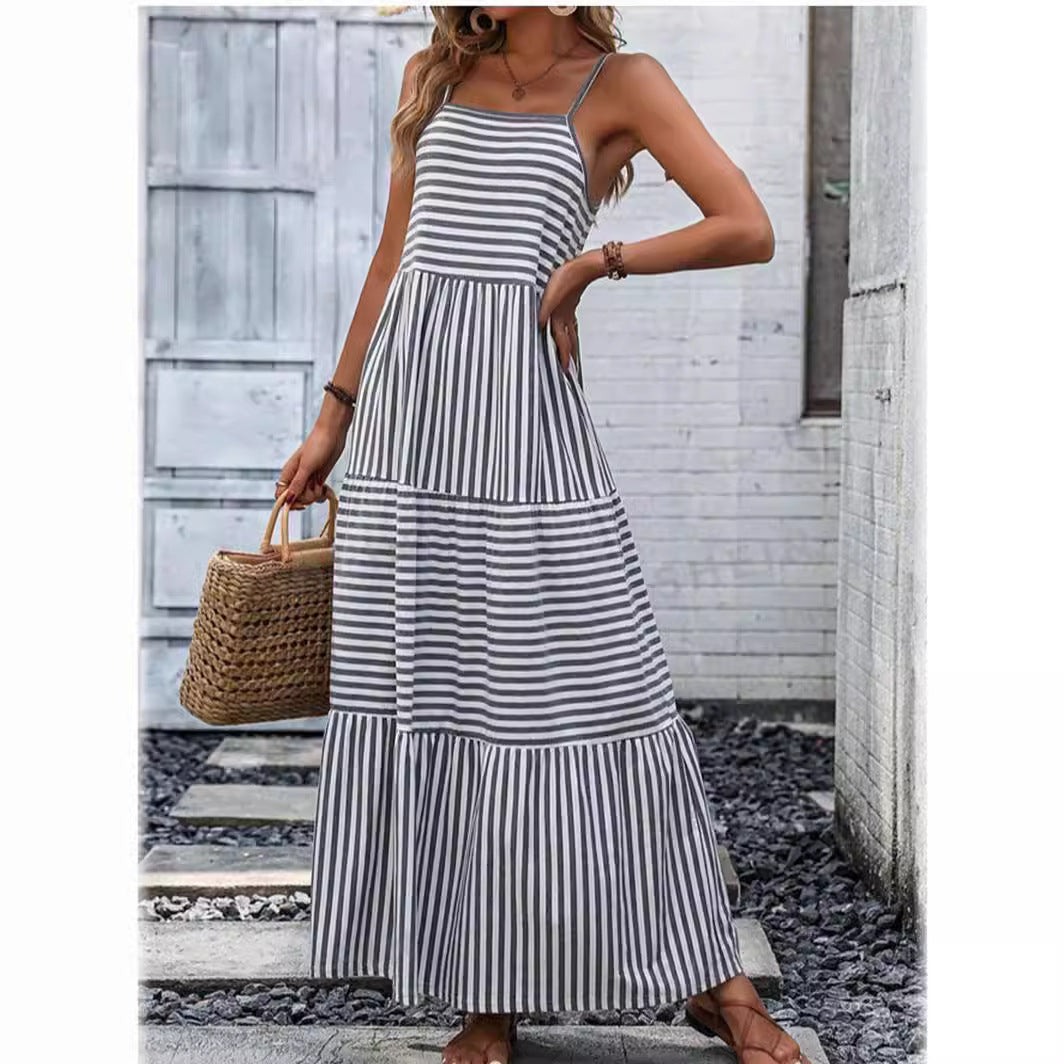 Damen Maxikleid mit schmalen Trägern und gestreiftem Design Stalluxe