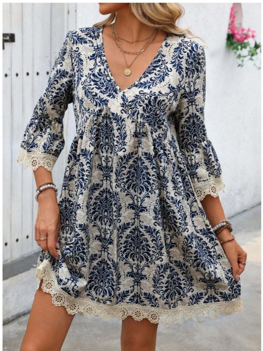 Damen Tunika-Kleid mit viktorianischem Muster und Spitzenakzenten Stalluxe