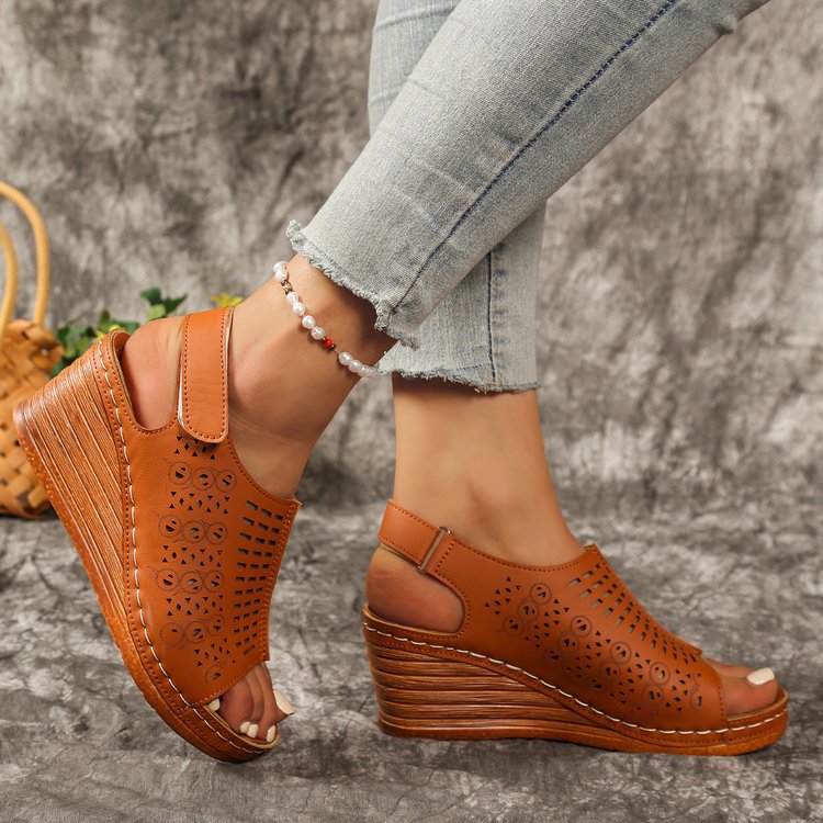 Damen offene Wedge-Sandalen mit luftiger Oberflächenstruktur und ergonomischem Fußbett Stalluxe