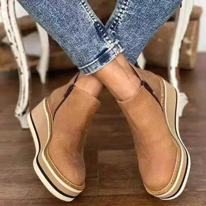 Damen modische Keilstiefel im eleganten Look Stalluxe