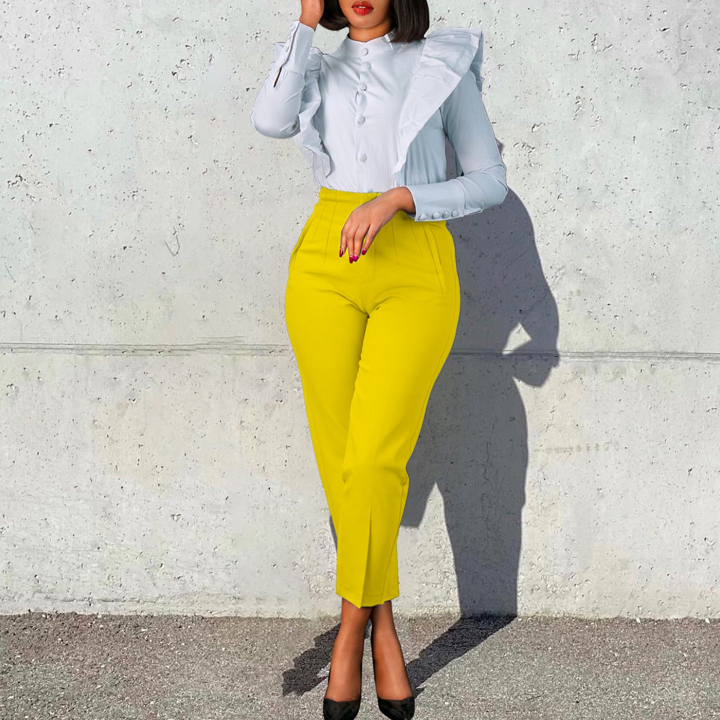 Damen Elegante Bluse mit buntem floralem Design und tailliertem Schnitt Stalluxe