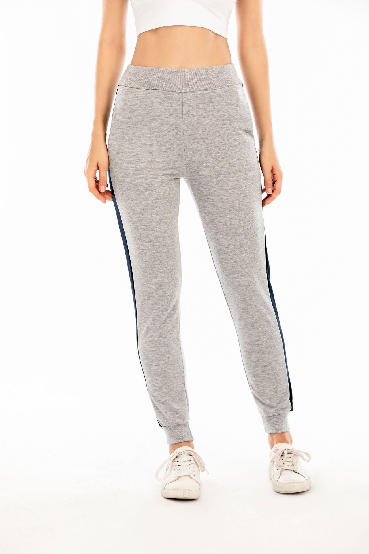 Damen Sportliche Freizeithose mit elastischem Bündchen und seitlichen Kontraststreifen Stalluxe