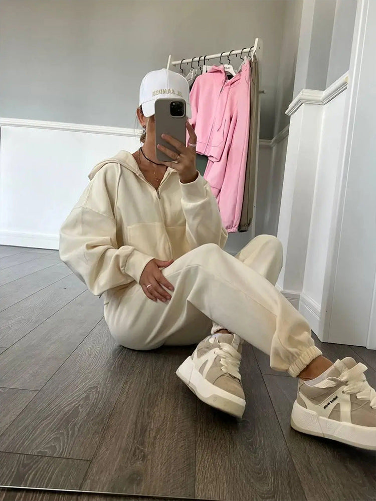 Damen sportliches Fleece-Jogginganzug mit praktischer Kapuze und Kordelzug Stalluxe