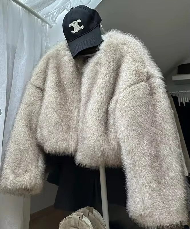 Damen Kuschelige Kunstpelzjacke mit offenem Schnitt Stalluxe