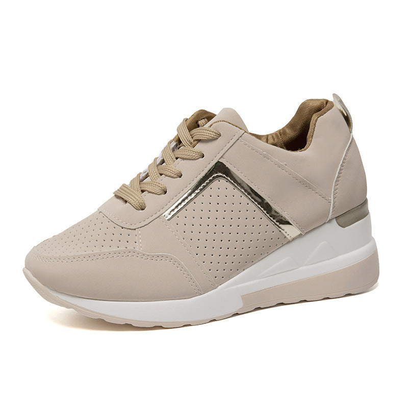 Damen Sportliche Sneakers mit atmungsaktiver Netzstruktur und modischem Metallic-Detail Stalluxe