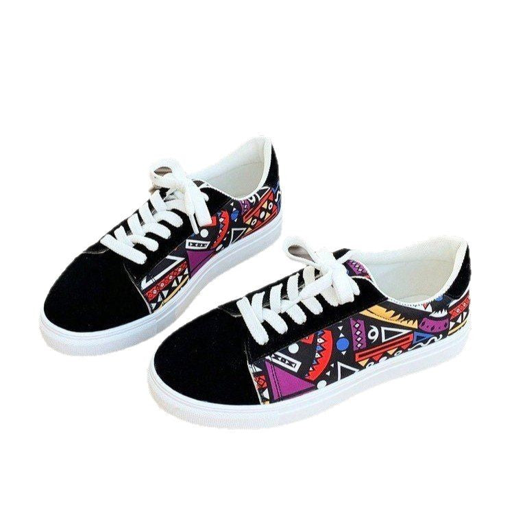 Damen modische Sneakers im bunten Grafikdesign mit komfortablem Fußbett Stalluxe