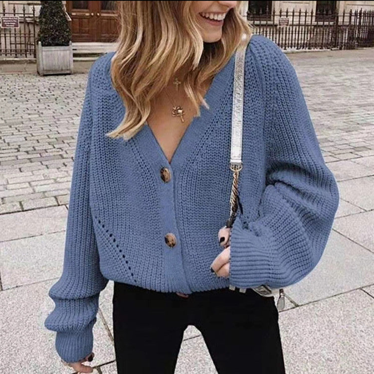 Damen Grobstrickjacke mit eleganten Knopfdetails und überschnittenen Schultern Stalluxe