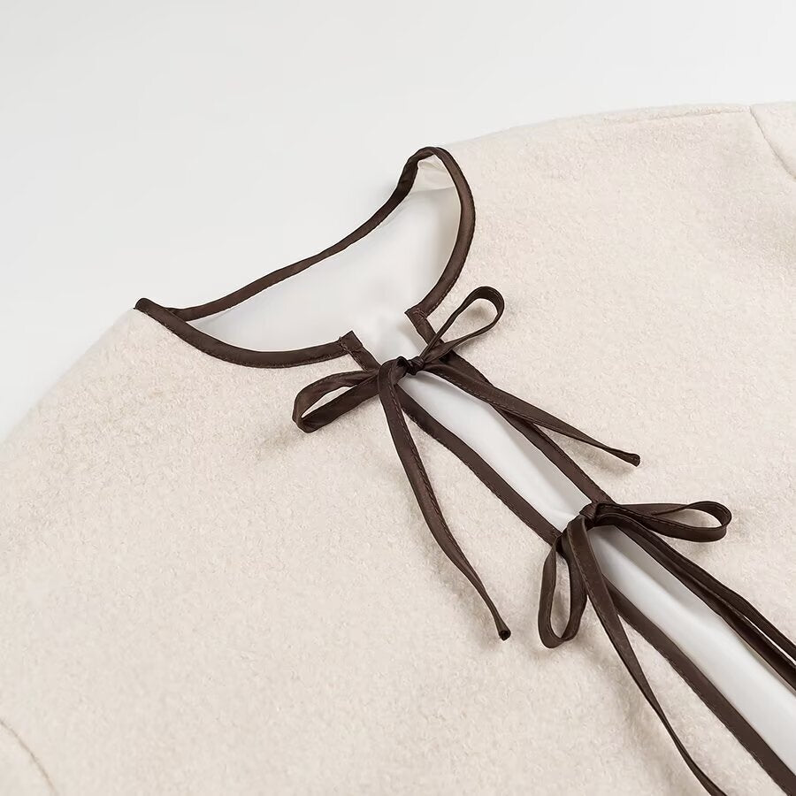 Damen cropped Fleecejacke mit dekorativem Bindeband und seitlichen Taschen Stalluxe