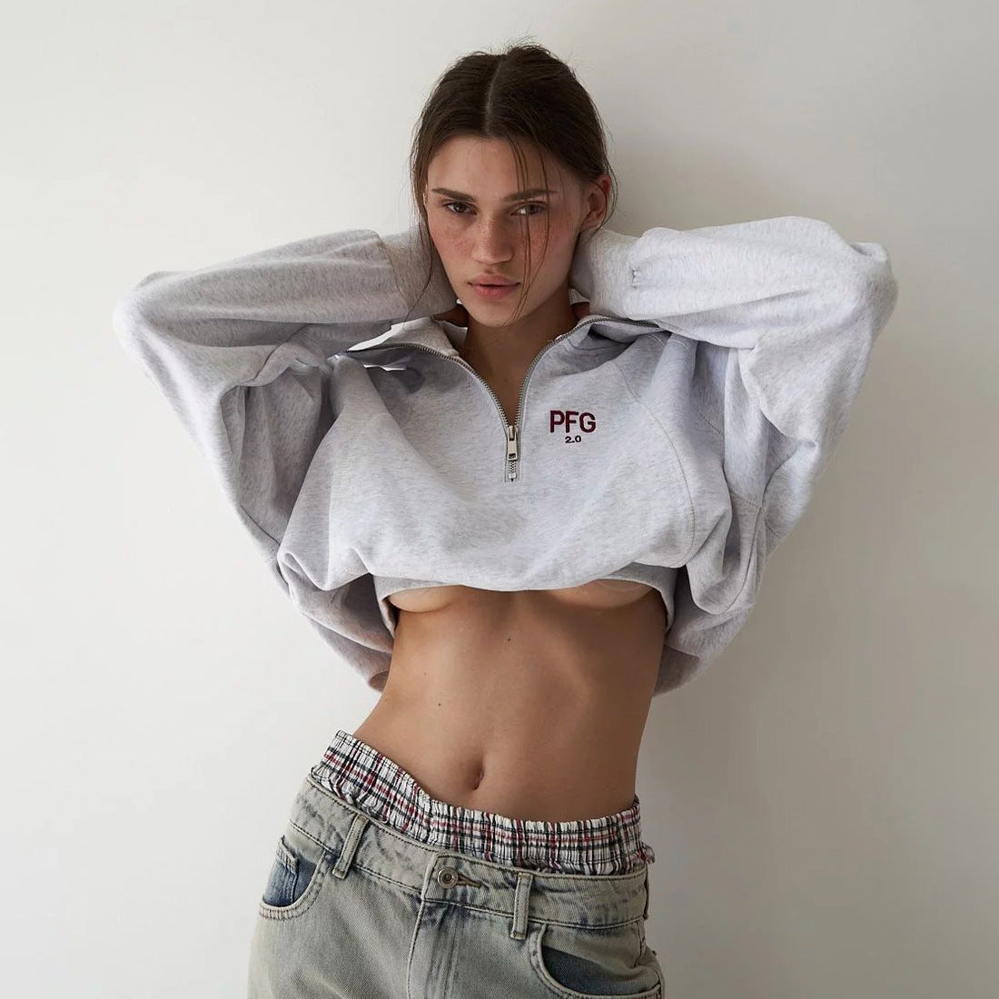 Damen Cropped Sweatshirt mit hohem Kragen und Reißverschluss Stalluxe