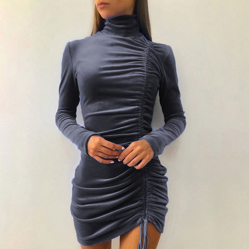 Damen elegantes Samt-Minikleid mit hohem Kragen und raffiniertem Raffungseffekt Stalluxe