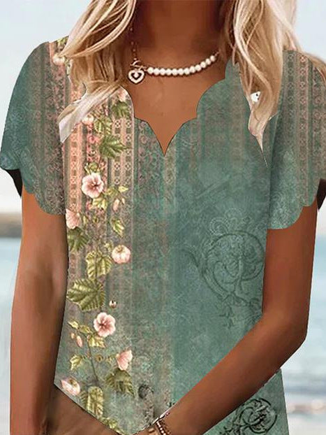 Damen Verspieltes Strandkleid mit floralem Design und V-Ausschnitt Stalluxe