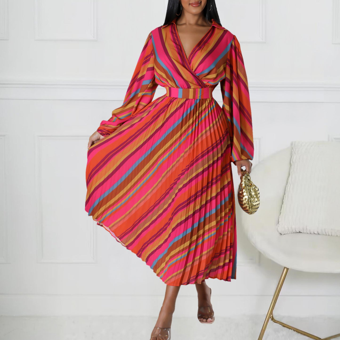 Damen Maxikleid mit plissiertem Design und schickem Hemdkragen Stalluxe