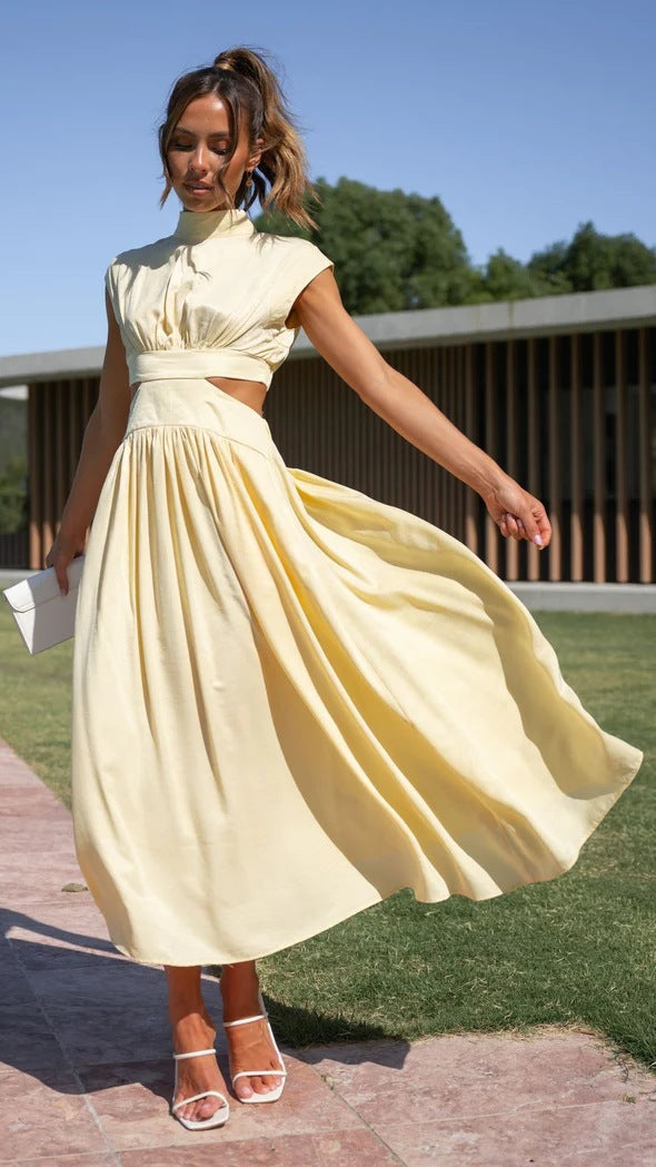 Damen Maxikleid mit elegantem Cut-Out und plissierten Details Stalluxe
