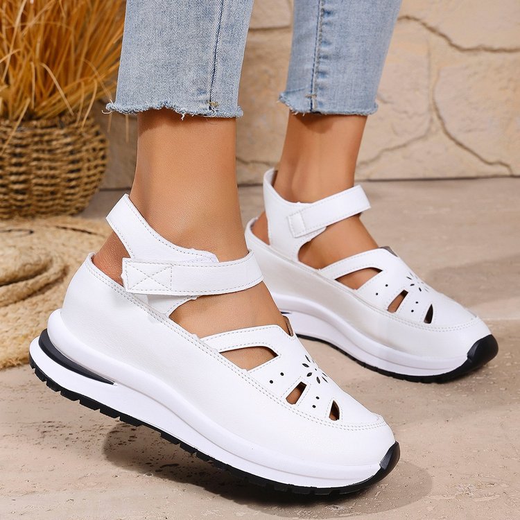 Damen Sportsandalen mit rutschfester Sohle und verstellbarem Klettverschluss Stalluxe
