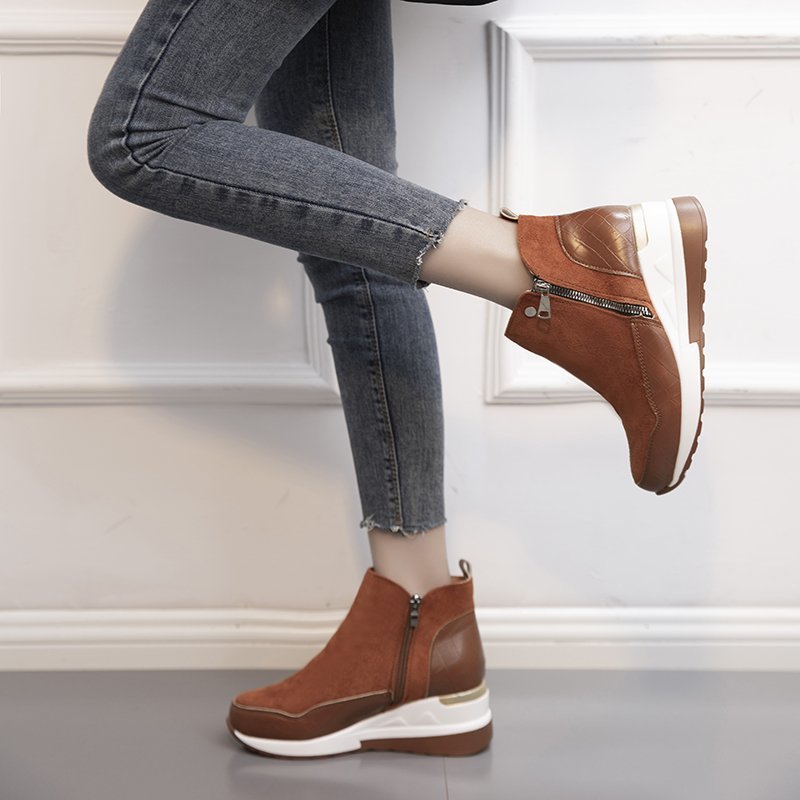 Damen modische Stiefeletten mit seitlichem Reißverschluss und gepolstertem Fußbett Stalluxe