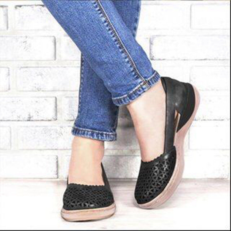 Damen Modische Slipper mit atmungsaktiven Einsätzen und rutschfester Sohle Stalluxe