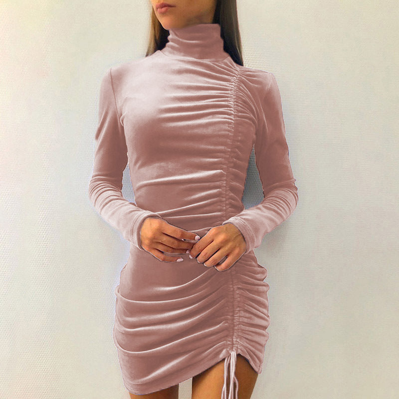 Damen elegantes Samt-Minikleid mit hohem Kragen und raffiniertem Raffungseffekt Stalluxe