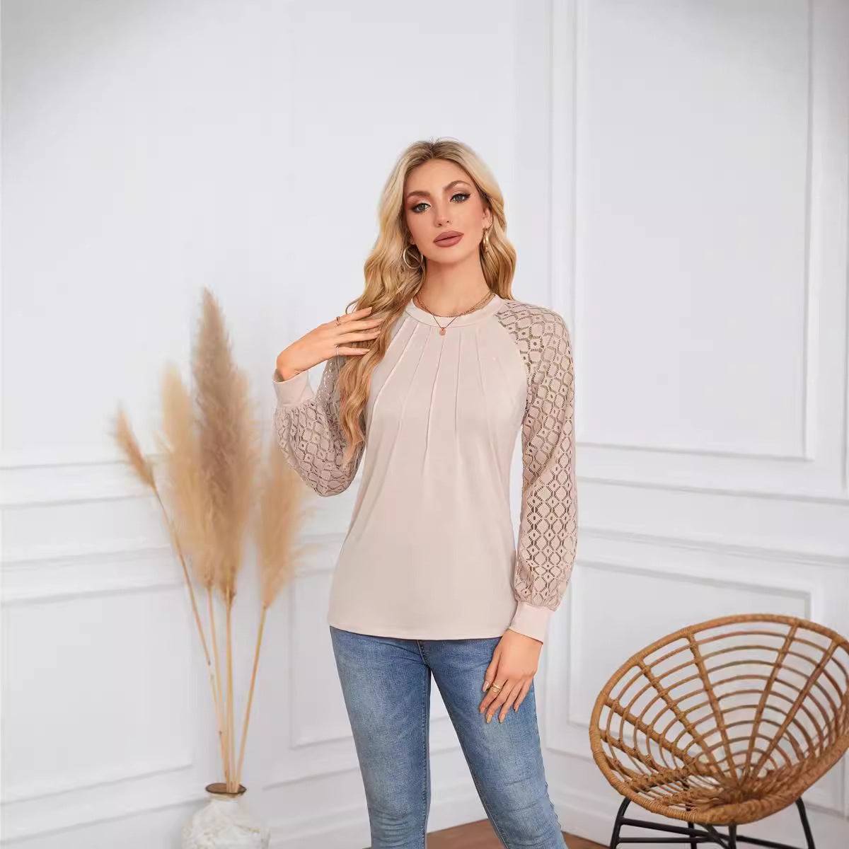 Damen Elegantes und atmungsaktives Oberteil mit Spitze Stalluxe