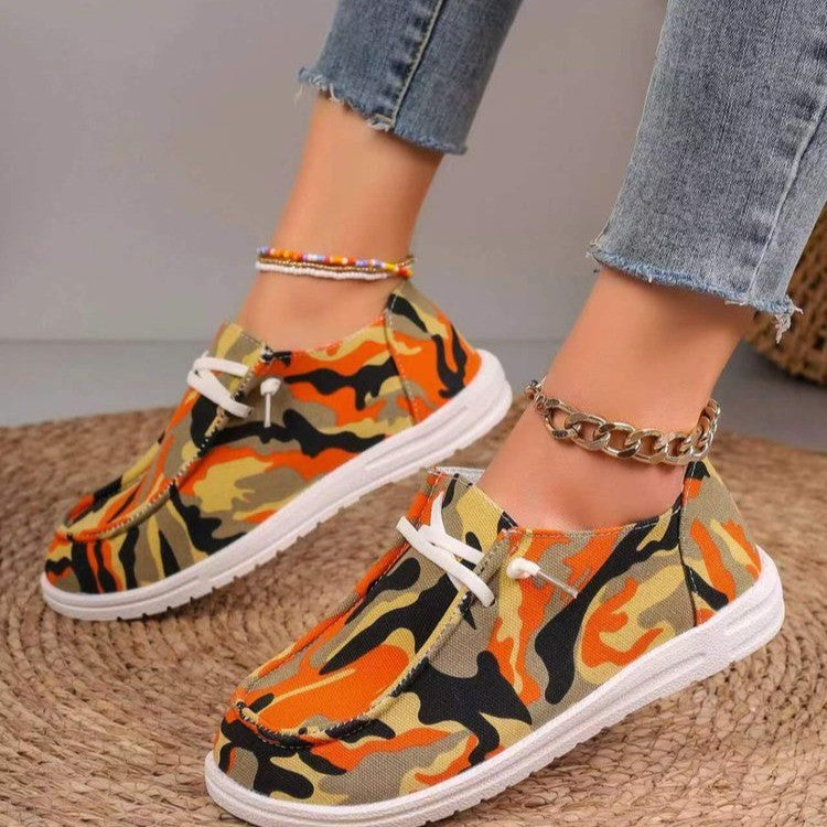Damen komfortable Sneaker im Camouflage-Design Stalluxe