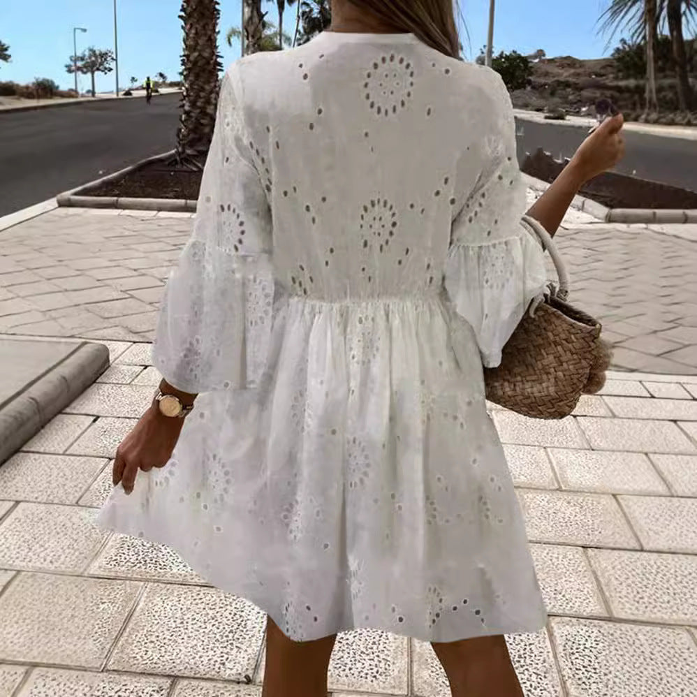 Damen Sommerkleid mit luftigen Trompetenärmel und elegantem Häkelgürtel Stalluxe