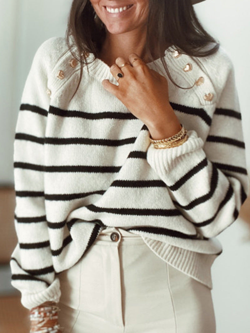 Damen lässiger Strickpullover mit modernen Streifen und dekorativen Knopfdetails Stalluxe