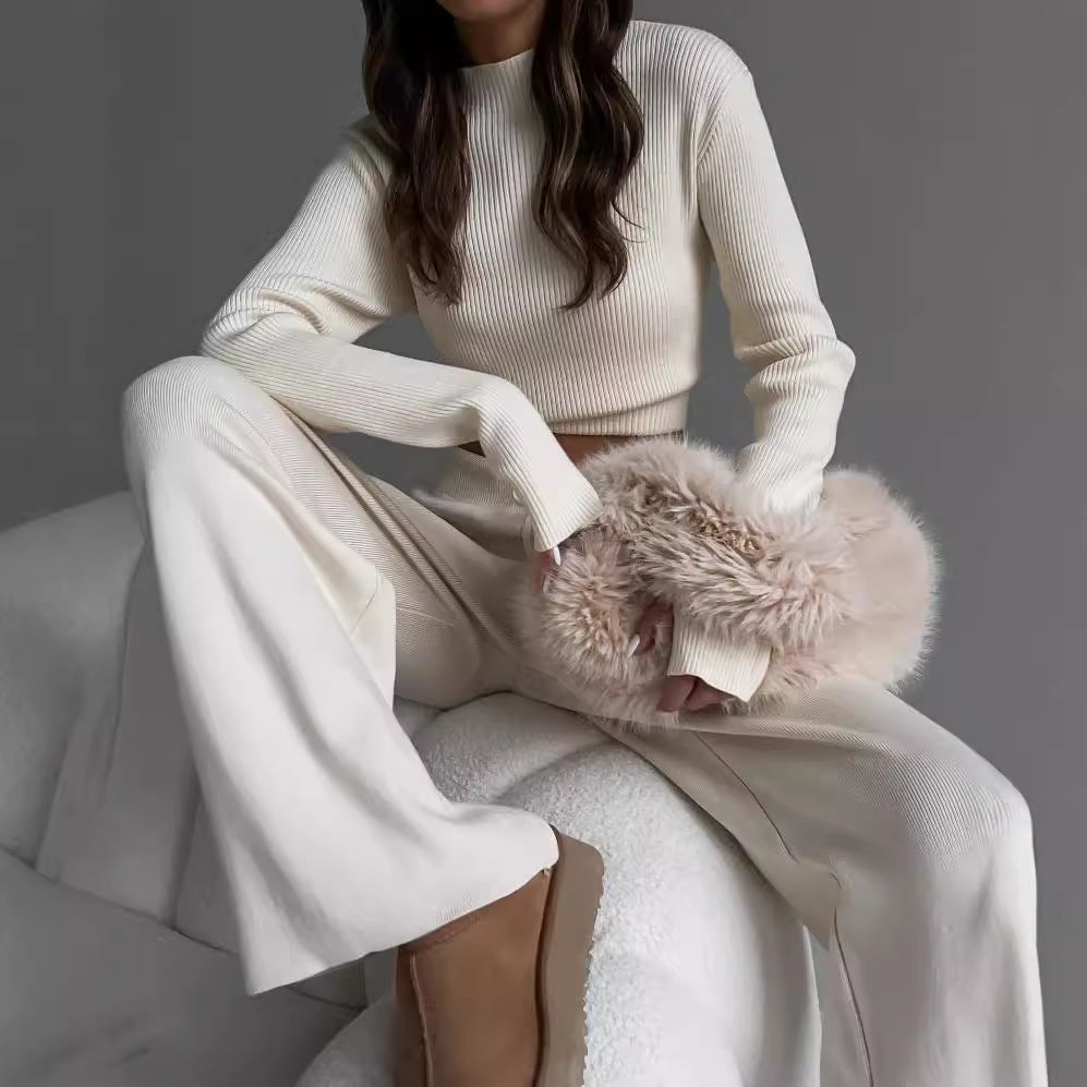 Damen kuscheliges Strick-Set mit hohen Beinen und cropped Oberteil Stalluxe