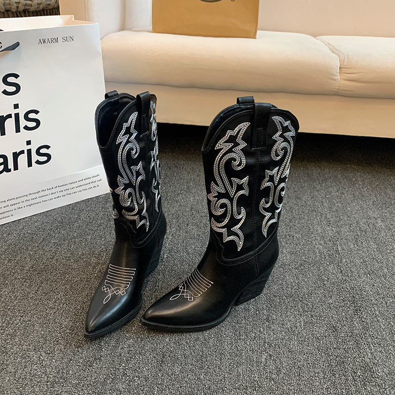 Damen Cowboy-Stiefel mit eleganter Stickerei und modernem Wedge-Design Stalluxe