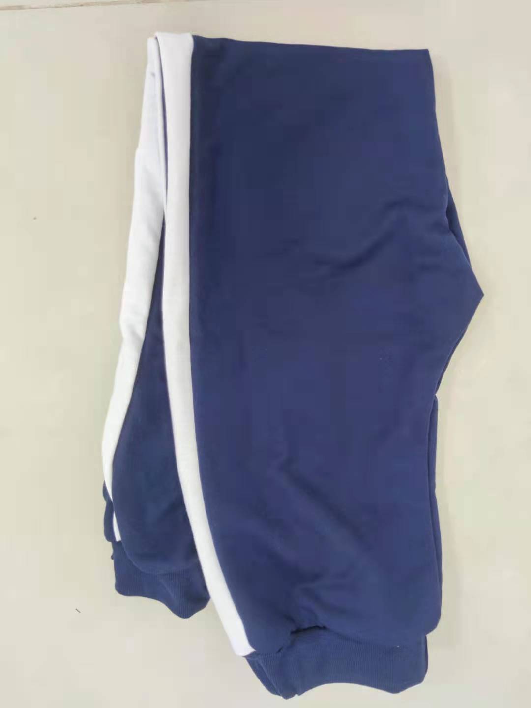 Damen Sportliche Freizeithose mit elastischem Bündchen und seitlichen Kontraststreifen Stalluxe