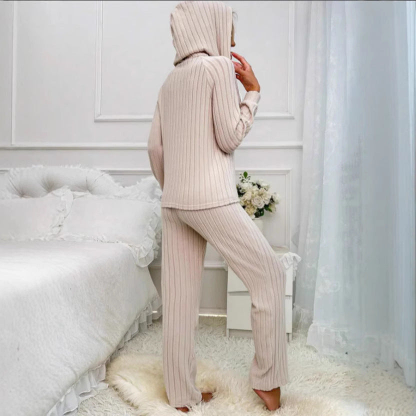 Damen Gemütlicher Strickanzug mit Kapuze und Knopfleiste Stalluxe
