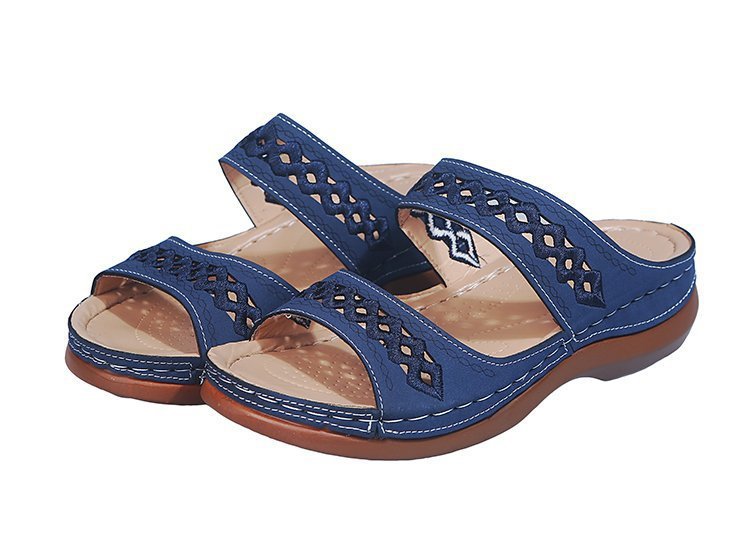 Damen Komfortable und stilvolle Clogs mit modischen Zierdetails Stalluxe