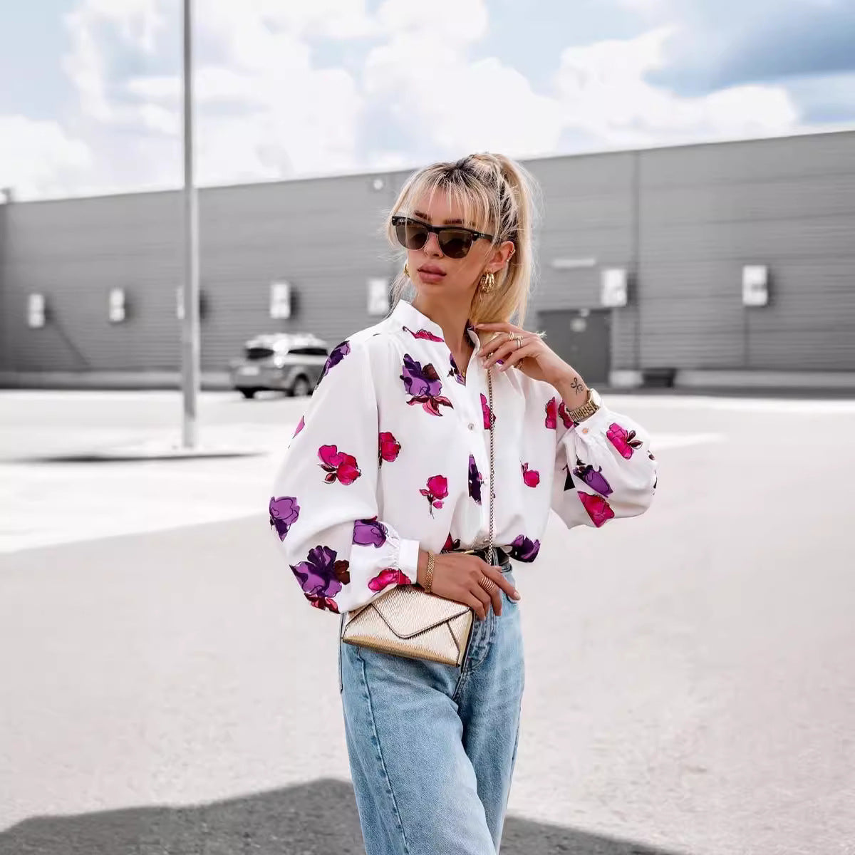Damen Elegante Bluse mit floralem Design und lässigem Kragen Stalluxe