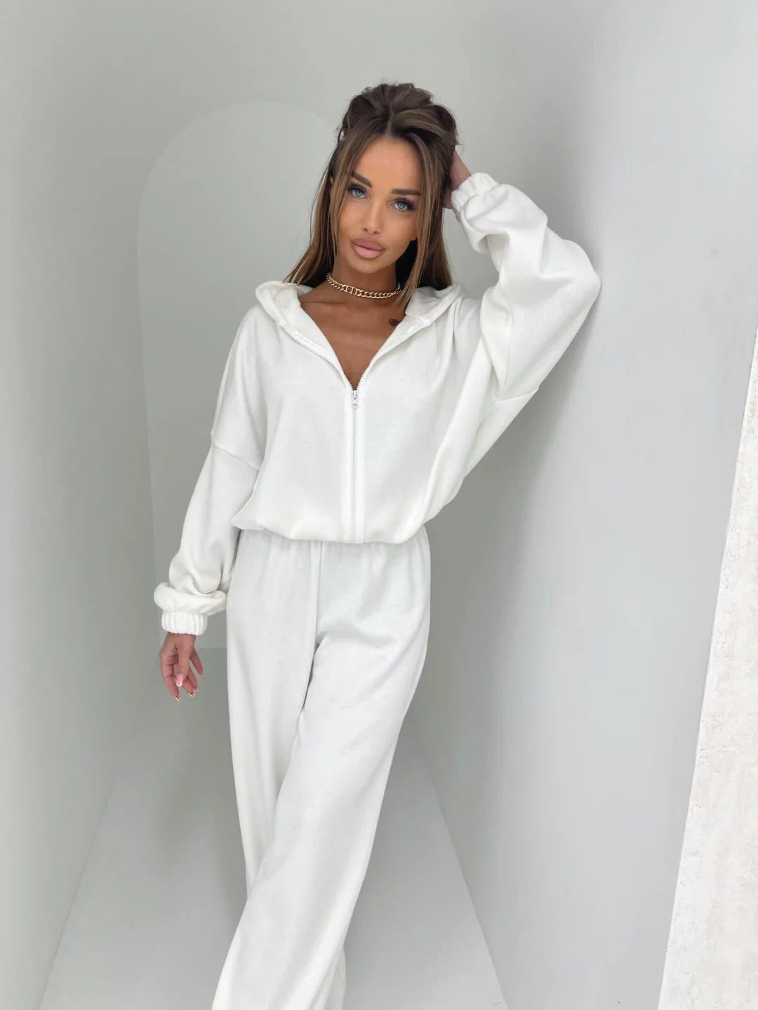 Damen luxuriöser Kapuzenanzug aus weichem Fleece Stalluxe