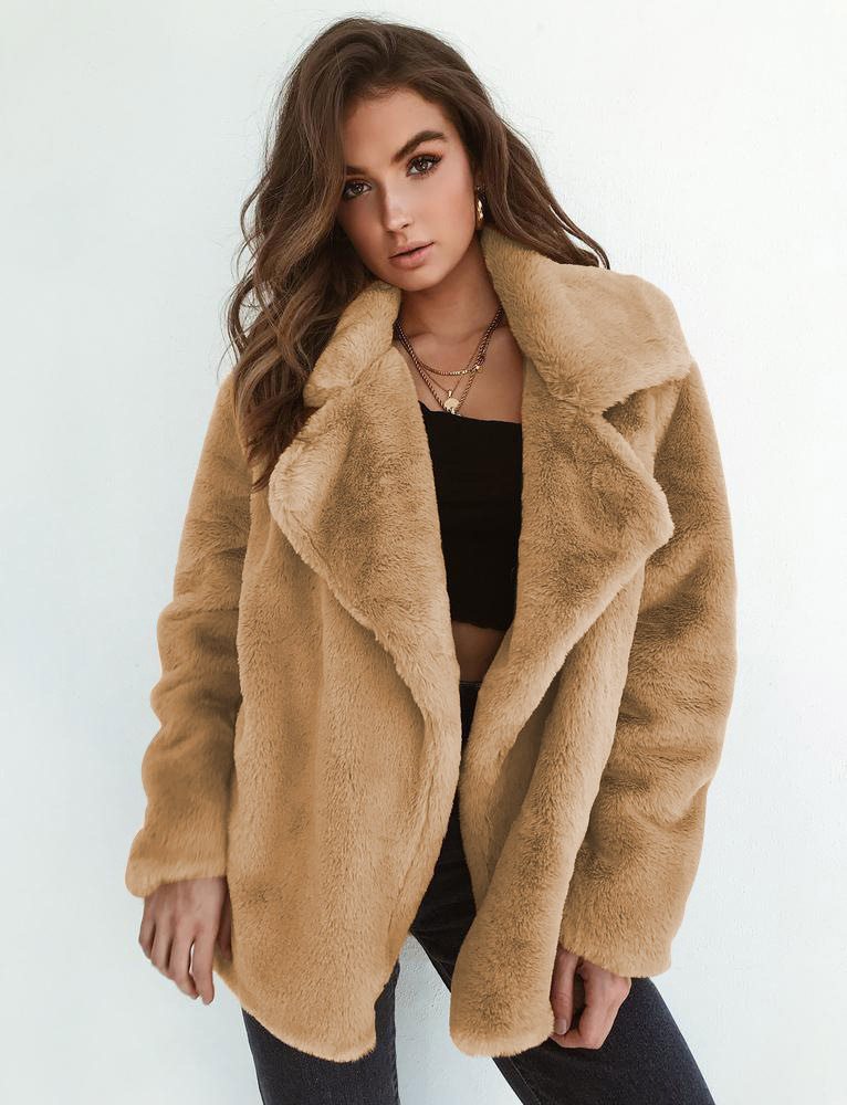 Damen Plüschige Oversized Jacke mit umschlagbarem Kragen und dezentem Schnitt Stalluxe