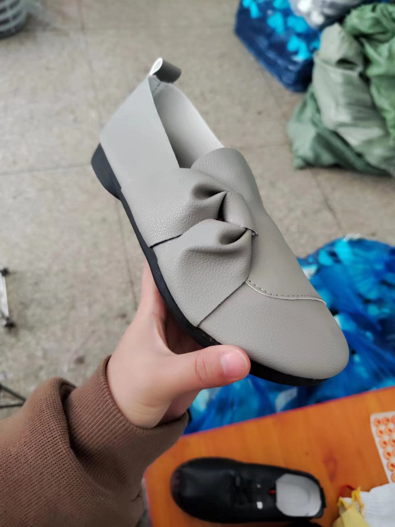 Damen Elegante Mules mit dekorativem Knotendesign Stalluxe