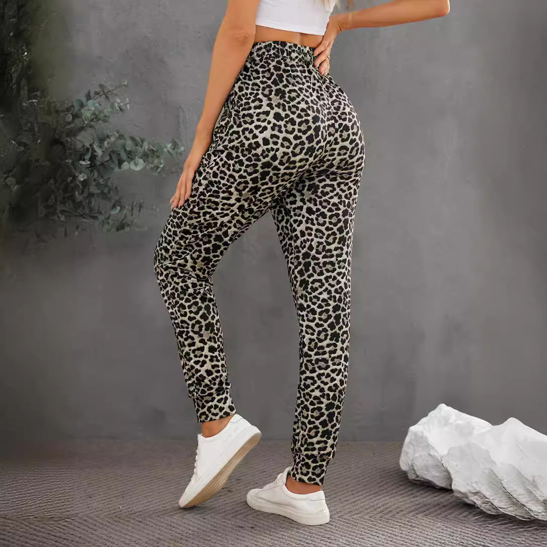 Damen Modische Sporthose im trendigen Leopardenmuster Stalluxe