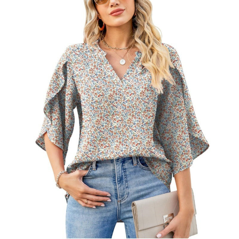 Women's Floral Print V-Neck Blouse Stalluxe