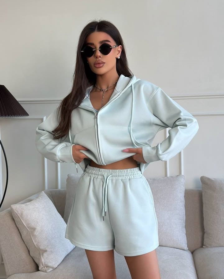 Damen lässiger Hoodie und Shorts Set mit weitem Schnitt und atmungsaktivem Material Stalluxe