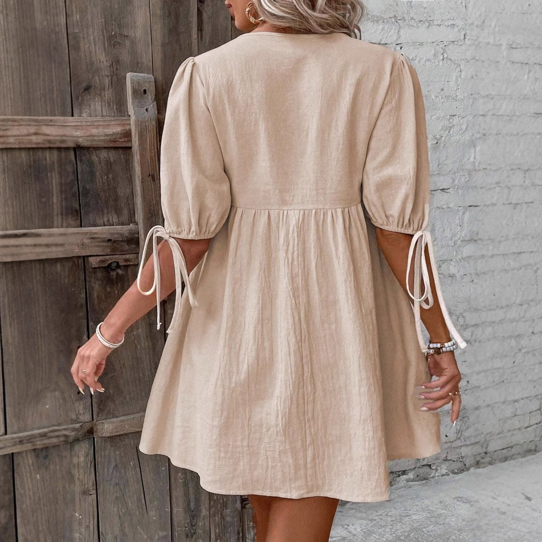 Damen luftiges Sommerkleid mit V-Ausschnitt und Raffungen Stalluxe