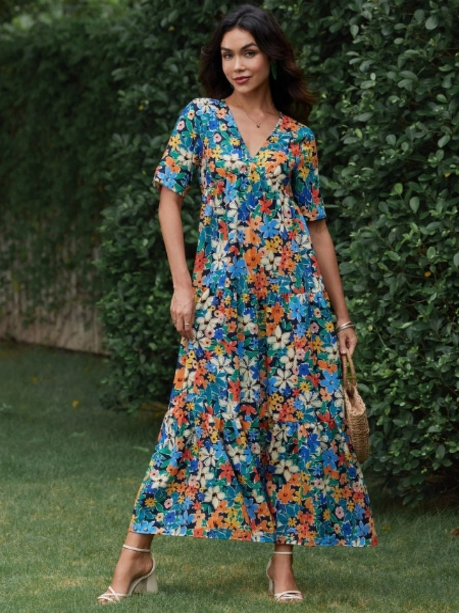 Damen Maxikleid mit voluminösen Rüschen und modischem V-Ausschnitt Stalluxe
