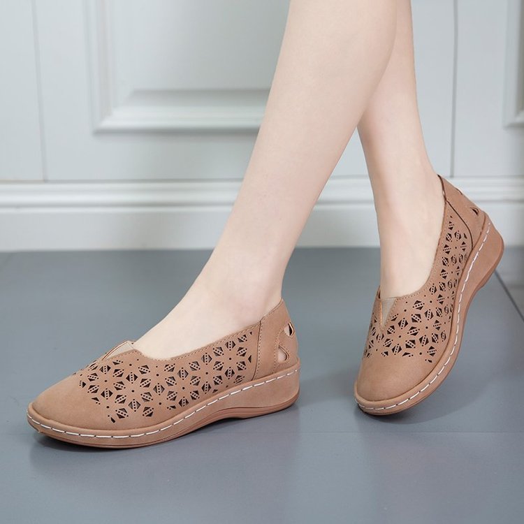 Damen Freizeitschuhe mit floralem Cut-Out-Design und bequemer Sohle Stalluxe