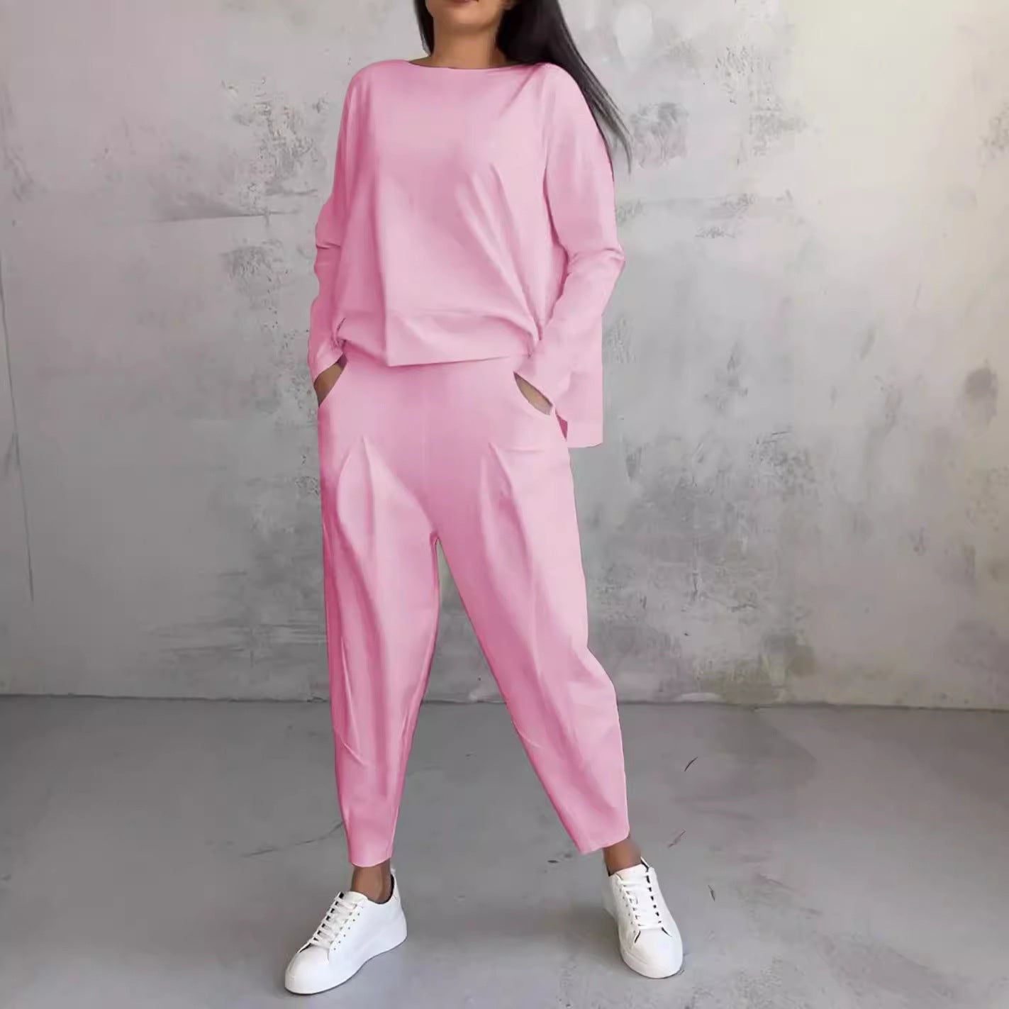 Damen modischer Freizeitanzug mit elegantem Schnitt und praktischen Taschen Stalluxe