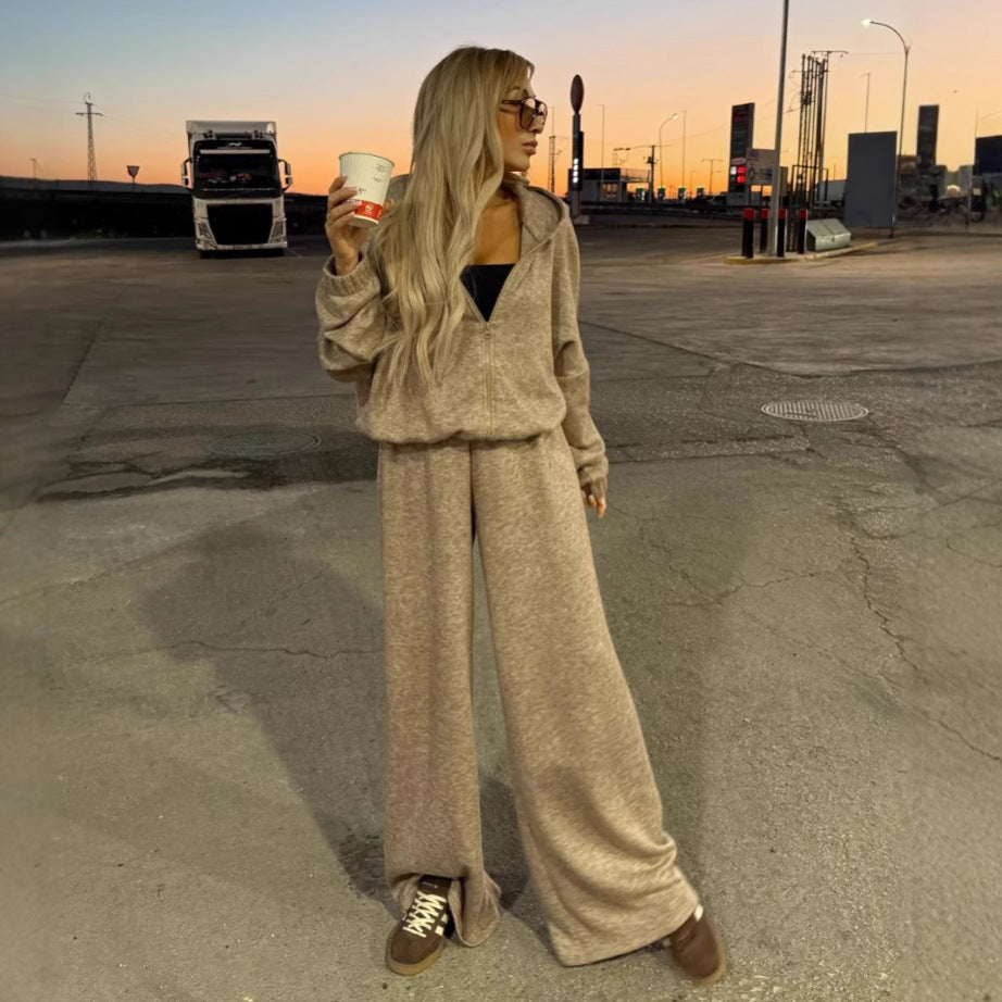 Damen luxuriöser Kapuzenanzug aus weichem Fleece Stalluxe