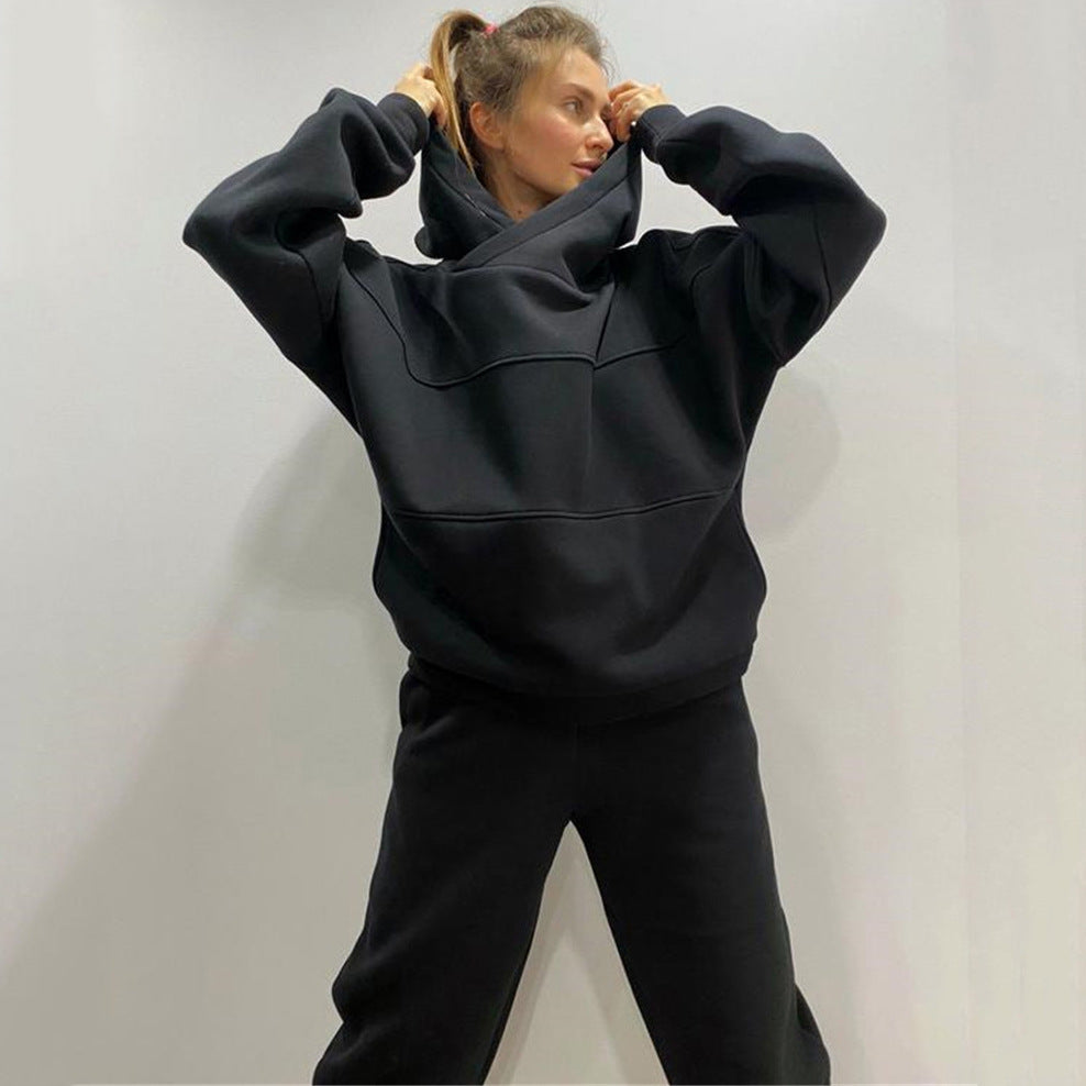Damen lässiger Hoodie mit lässiger Jogginghose im modernen Schnitt Stalluxe
