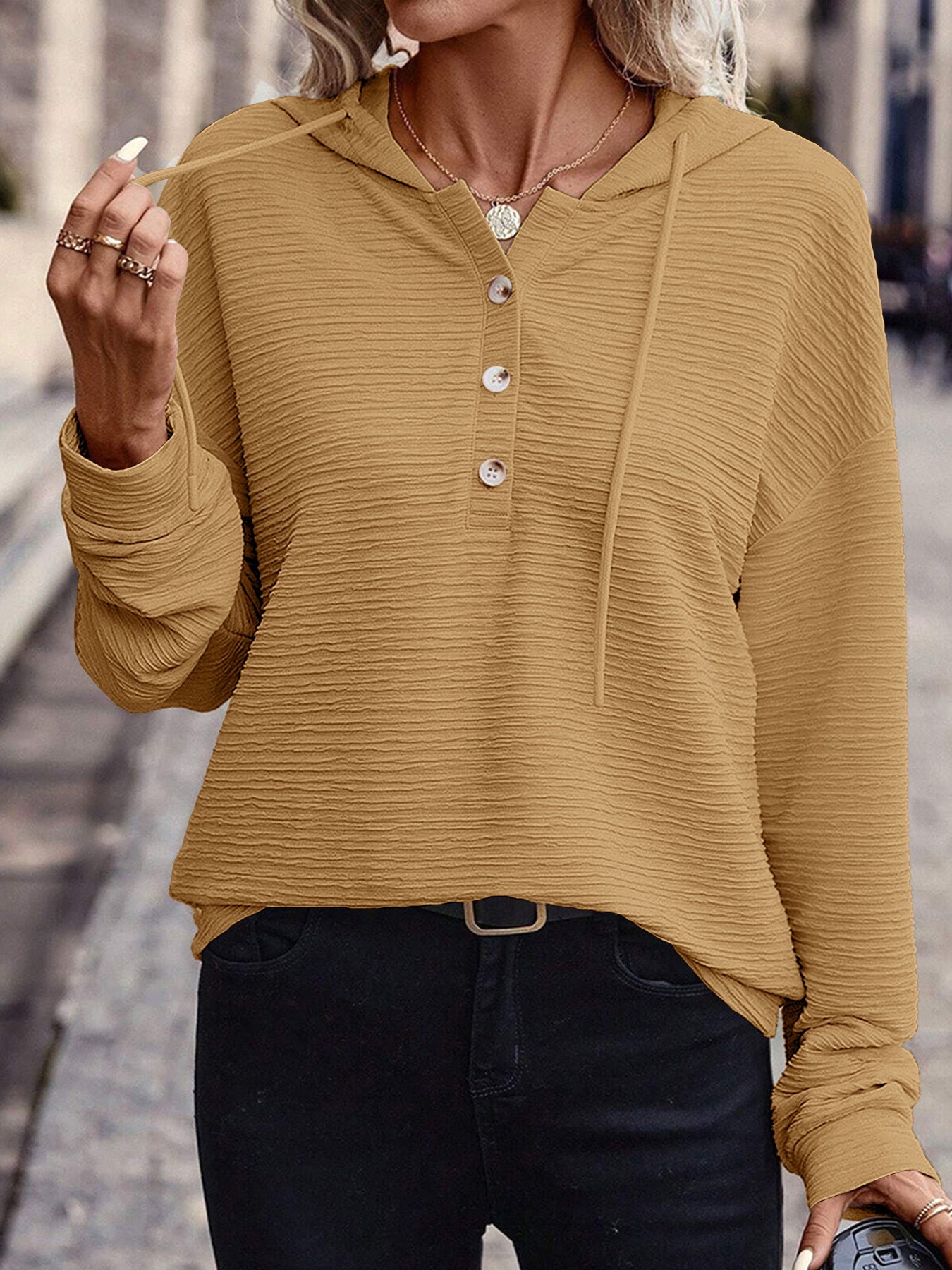 Damen lässiger Kapuzenpullover mit strukturierter Oberfläche und Knopfverschluss Stalluxe