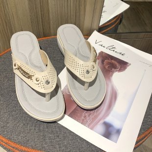 Damen Modefreundliche Zehentrenner-Sandalen mit ergonomischem Fußbett und modischen Akzenten Stalluxe