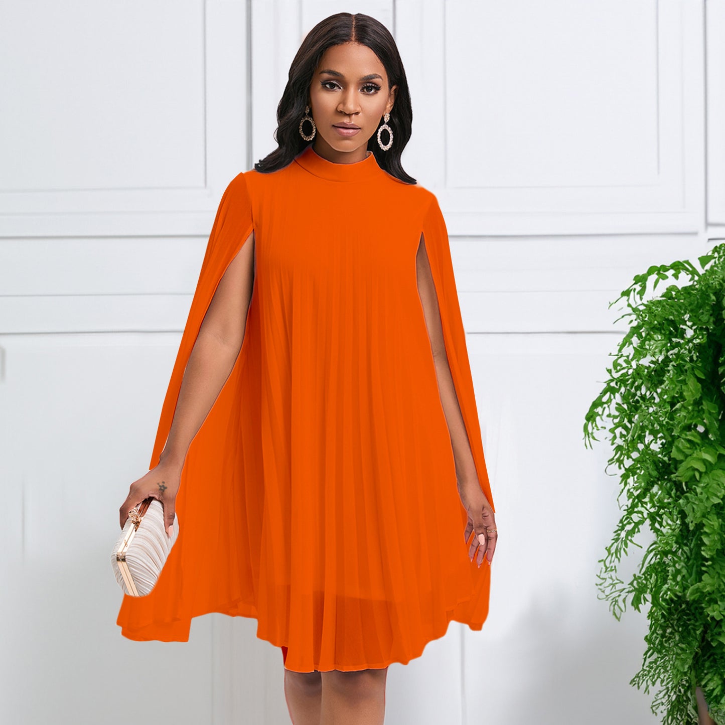 Damen Plissee-Kleid mit eleganten Kapuze und voluminösen Ärmeln Stalluxe
